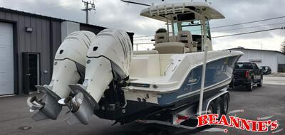 2017 Boston Whaler 330 Outrage   - Photo 3 - Daytona Beach, FL 32176