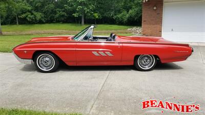 1963 Ford Thunderbird Convertible   - Photo 5 - Daytona Beach, FL 32176