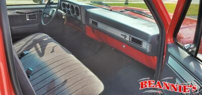 1986 Chevrolet C-10 Silverado   - Photo 16 - Daytona Beach, FL 32176