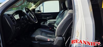 2020 RAM 3500 Tradesman Dump Truck   - Photo 6 - Daytona Beach, FL 32176