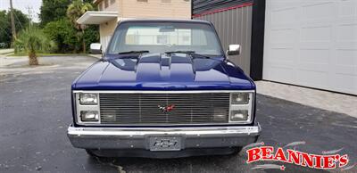 1986 GMC Sierra   - Photo 4 - Daytona Beach, FL 32176