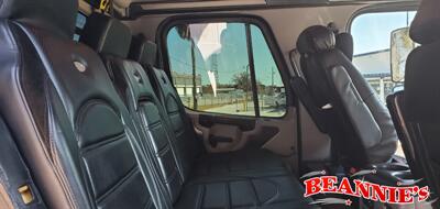 2012 Freightliner Sport Chassis   - Photo 9 - Daytona Beach, FL 32176