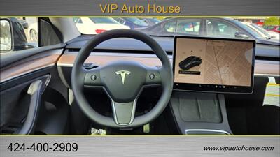 2024 Tesla Model Y Long Range   - Photo 22 - Lawndale, CA 90260