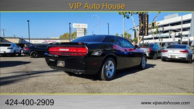 2012 Dodge Challenger R/T   - Photo 4 - Lawndale, CA 90260