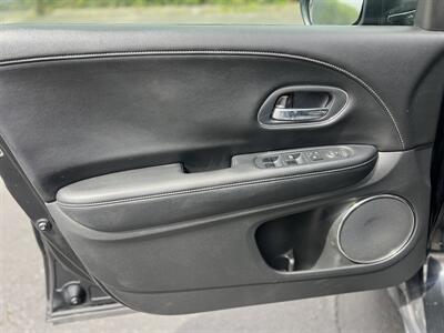 2017 Honda HR-V EX-L w/Navi   - Photo 18 - San Jose, CA 95126