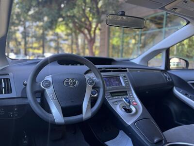 2014 Toyota Prius Plug-in Hybrid Two   - Photo 9 - San Jose, CA 95126