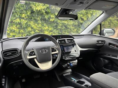 2017 Toyota Prius Two   - Photo 9 - San Jose, CA 95126
