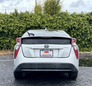 2017 Toyota Prius Two   - Photo 4 - San Jose, CA 95126