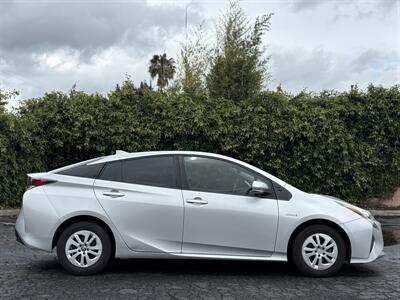 2017 Toyota Prius Two   - Photo 6 - San Jose, CA 95126