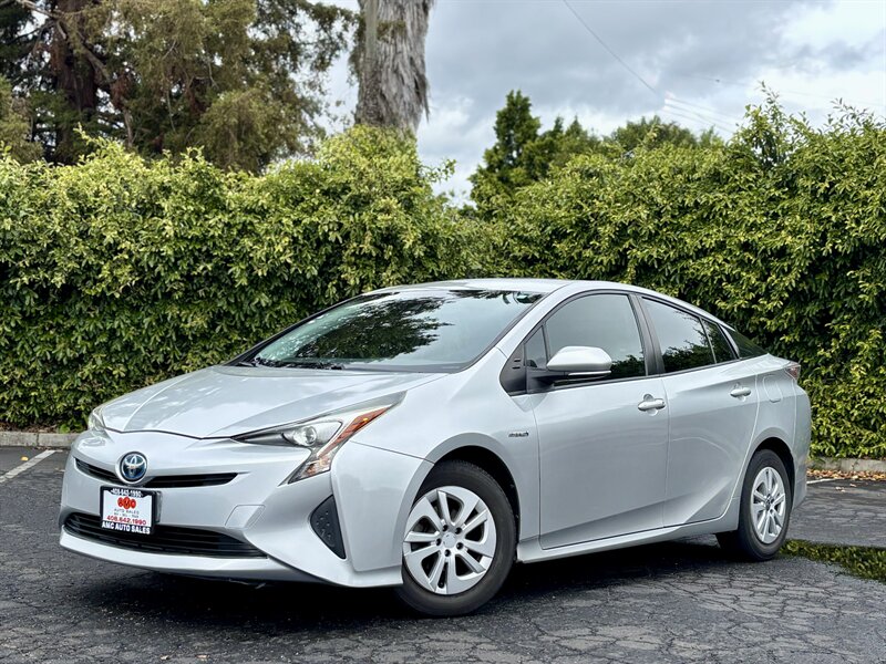 2017 Toyota Prius Two   - Photo 1 - San Jose, CA 95126