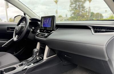 2024 Toyota Corolla Cross LE   - Photo 13 - San Jose, CA 95126