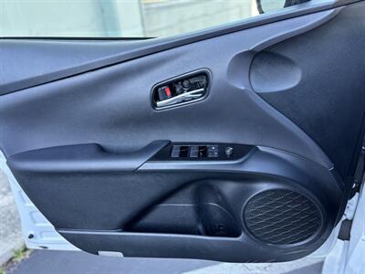 2022 Toyota Prius LE   - Photo 20 - San Jose, CA 95126