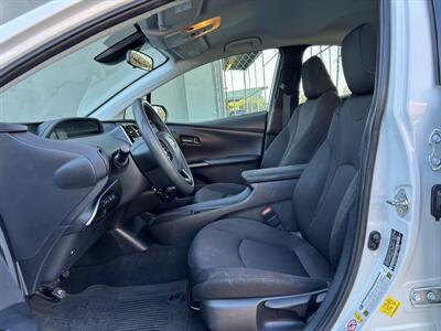 2022 Toyota Prius LE   - Photo 11 - San Jose, CA 95126