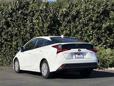 2022 Toyota Prius LE   - Photo 3 - San Jose, CA 95126