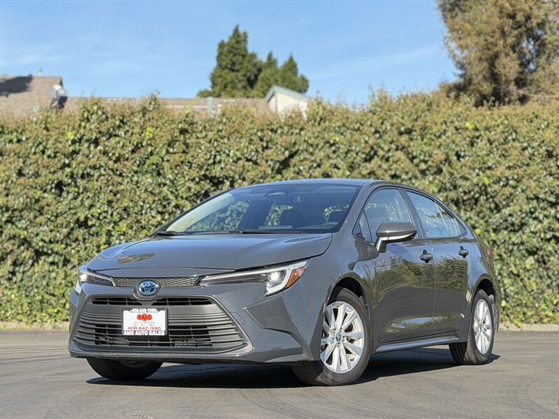 2024 Toyota Corolla Hybrid LE  
