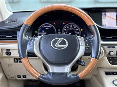 2013 Lexus ES 300h Luxury Package   - Photo 13 - San Jose, CA 95126