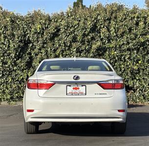 2013 Lexus ES 300h Luxury Package   - Photo 4 - San Jose, CA 95126