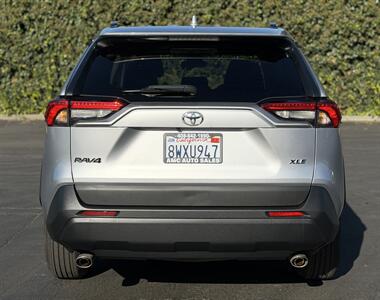 2021 Toyota RAV4 XLE   - Photo 4 - San Jose, CA 95126