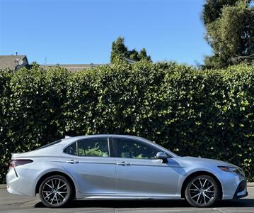 2021 Toyota Camry Hybrid SE   - Photo 6 - San Jose, CA 95126