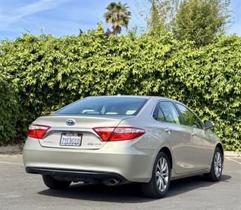 2017 Toyota Camry Hybrid XLE   - Photo 5 - San Jose, CA 95126