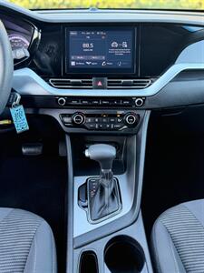 2022 Kia Niro LX   - Photo 14 - San Jose, CA 95126
