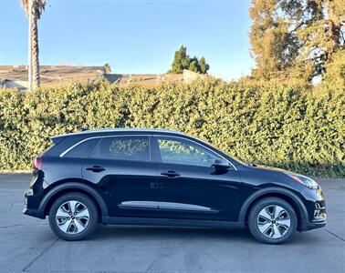 2022 Kia Niro LX   - Photo 6 - San Jose, CA 95126