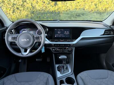 2022 Kia Niro LX   - Photo 10 - San Jose, CA 95126