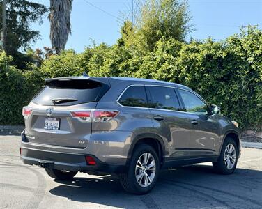 2015 Toyota Highlander XLE - Photo 4 - San Jose, CA 95126