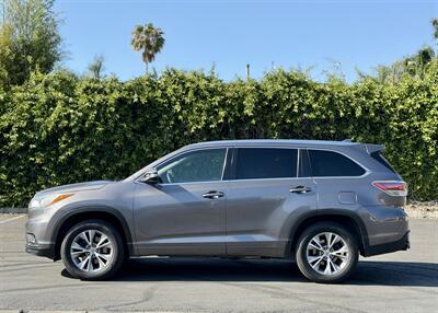 2015 Toyota Highlander XLE - Photo 2 - San Jose, CA 95126