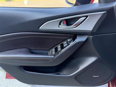 2018 Mazda Mazda3 Touring   - Photo 19 - San Jose, CA 95126