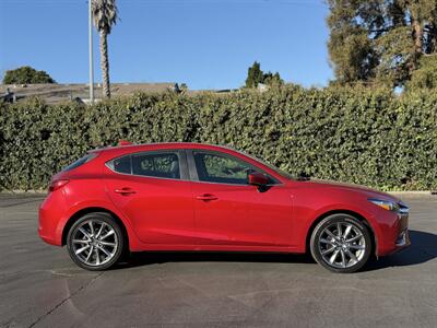 2018 Mazda Mazda3 Touring   - Photo 6 - San Jose, CA 95126