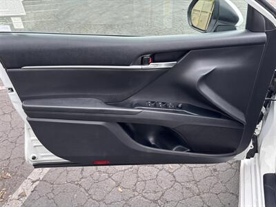 2020 Toyota Camry SE   - Photo 17 - San Jose, CA 95126