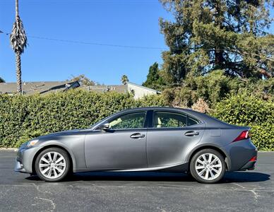 2016 Lexus IS 200t Premium   - Photo 2 - San Jose, CA 95126