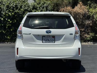 2014 Toyota Prius v Three   - Photo 4 - San Jose, CA 95126