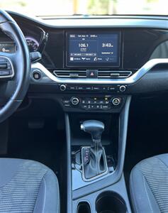 2021 Kia Niro LXS   - Photo 13 - San Jose, CA 95126