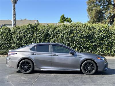 2021 Toyota Camry Hybrid SE   - Photo 6 - San Jose, CA 95126