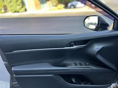 2021 Toyota Camry Hybrid SE   - Photo 21 - San Jose, CA 95126