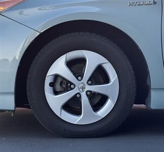 2015 Toyota Prius Three   - Photo 16 - San Jose, CA 95126
