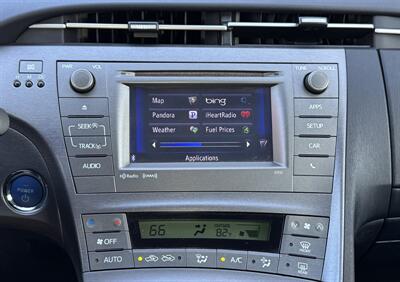 2015 Toyota Prius Three   - Photo 13 - San Jose, CA 95126