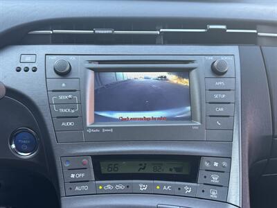 2015 Toyota Prius Three   - Photo 12 - San Jose, CA 95126