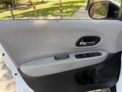 2017 Honda HR-V LX   - Photo 17 - San Jose, CA 95126