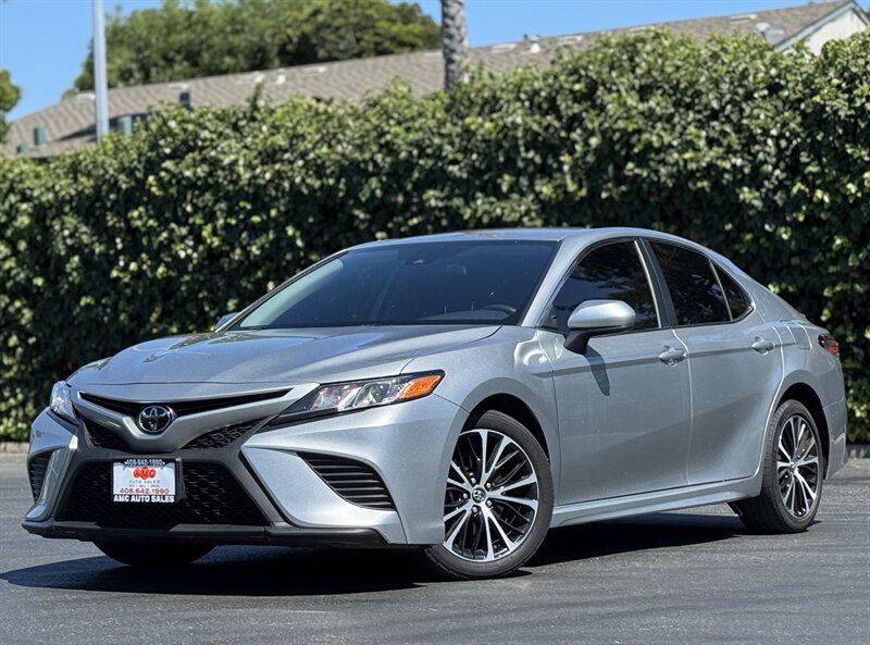 2019 Toyota Camry SE - Photo 1 - San Jose, CA 95126