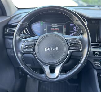 2022 Kia Niro LXS   - Photo 10 - San Jose, CA 95126