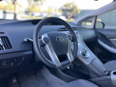 2013 Toyota Prius Three   - Photo 9 - San Jose, CA 95126