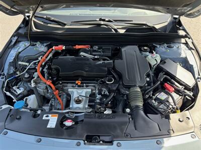 2022 Honda Accord Hybrid Touring   - Photo 18 - San Jose, CA 95126