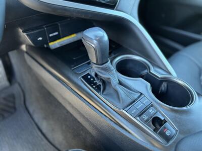 2021 Toyota Camry Hybrid SE   - Photo 16 - San Jose, CA 95126