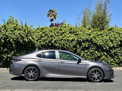 2021 Toyota Camry Hybrid SE   - Photo 6 - San Jose, CA 95126