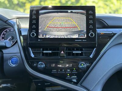 2021 Toyota Camry Hybrid SE   - Photo 14 - San Jose, CA 95126