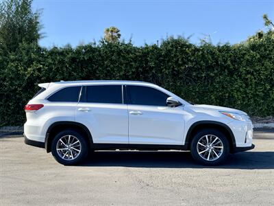 2019 Toyota Highlander XLE   - Photo 6 - San Jose, CA 95126