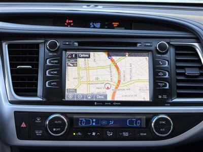 2019 Toyota Highlander XLE   - Photo 16 - San Jose, CA 95126